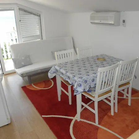 Apartments Zvone - 100 M From Sea Bibinje Exterior photo