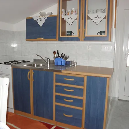 Apartments Zvone - 100 M From Sea Bibinje Exterior photo