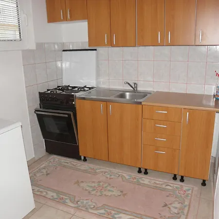 Apartments Zvone - 100 M From Sea Bibinje Exterior photo